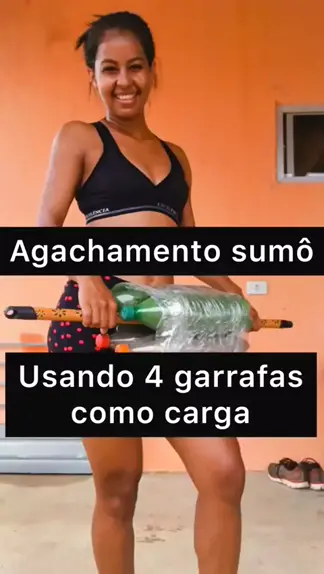 Faça o agachamento sumô assim #carolvaz #academia #treinoemcasa